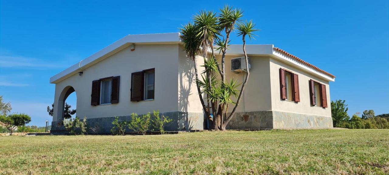 House Castiadas Tra Mare E Montagna Exterior photo